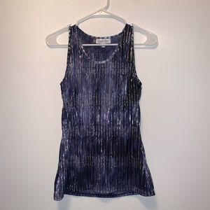 Jennifer Lopez purple shiny flowey tank top